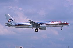 Boeing 757–223 společnosti American Airlines identický se strojem, který se zřítil