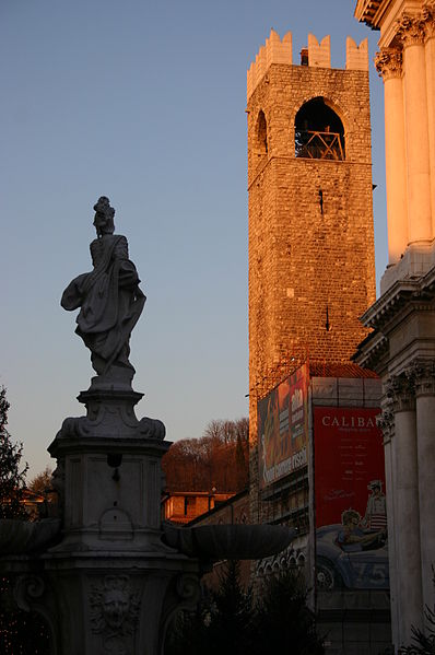 File:4261 - Brescia - Torre comunale al tramonto - Foto Giovanni Dall'Orto 31-Dec-2007.jpg