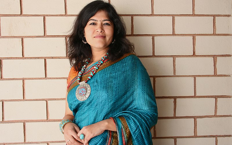 File:A girl called Malathi in blue saree, Bangalore, 2011.jpg