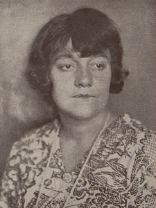 Zdenka Mokrá-Burghauserová (před r. 1927)