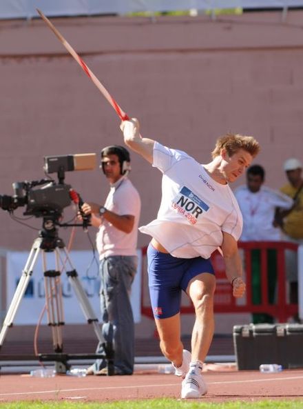 Throwing at the European Cup