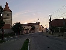 Ansamblul bisericii evanghelice fortificate - oraș Avrig.jpg