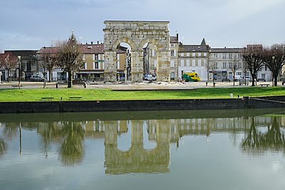 L'arc de Germanicus.