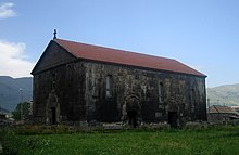 Basilica of the Holy Cross (Aparan, Armenia).jpg