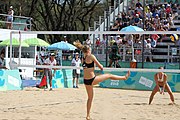 Deutsch: Beachvolleyball bei den Olympischen Jugendspielen 2018; Tag 11, 17. Oktober 2018; Jungen, Spiel um Platz 3 – USA (Devon Newberry/Lindsey Sparks)-Norwegen (Emilie Olimstad/Frida Berntsen) 1:2 (21–1/13–21/9–15) English: Beach volleyball at the 2018 Summer Youth Olympics at 17 October 2018 – Bronze Medal Match – USA (Devon Newberry/Lindsey Sparks)-Norway (Emilie Olimstad/Frida Berntsen) 1:2 (21–1/13–21/9–15)