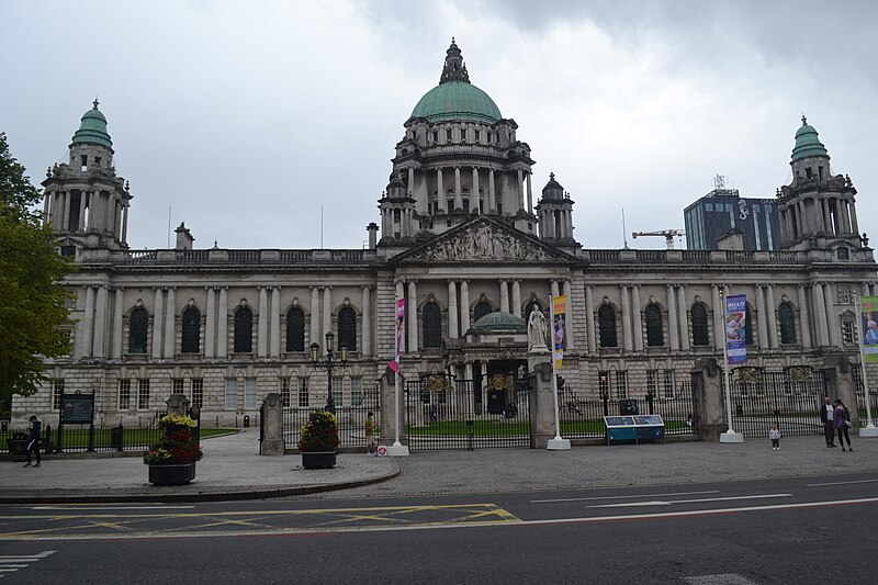 File:Belfast City Hall (50241301001).jpg