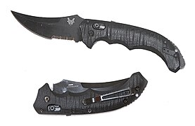 Benchmade Bedlam Auto with CM 154 steel patented Axis Lock