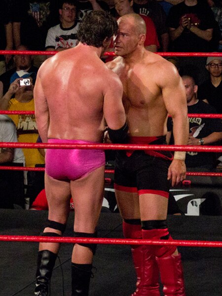 Storm (right) facing off against Mike Bennett at Showdown in the Sun in 2012
