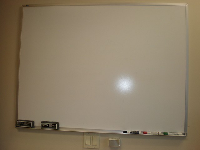 640px-Blank_whiteboard.JPG