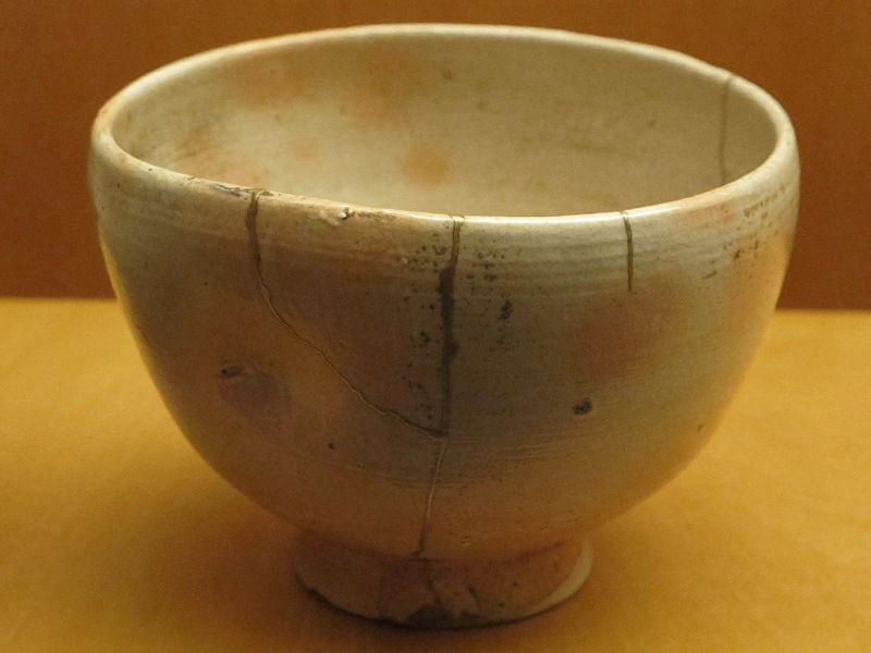 File:Bowl. Stoneware. Korea, 15th c. Lyon.JPG