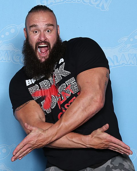 File:Braun Strowman (48472687676).jpg