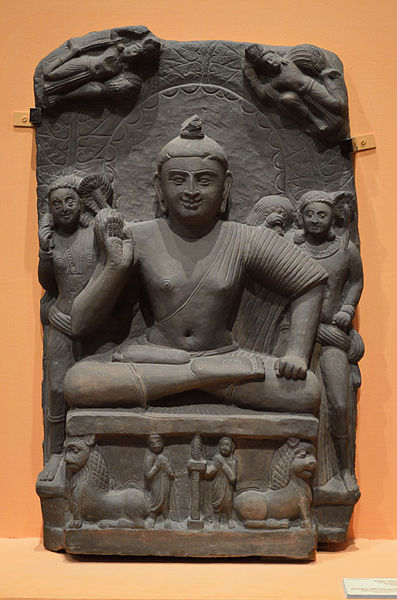 File:Buddha Offering Protection - Sandstone - ca 1st Century CE - Kushana Period - Ahichchhatra - ACCN 13694-A25024 - Indian Museum - Kolkata 2016-03-06 1545.JPG