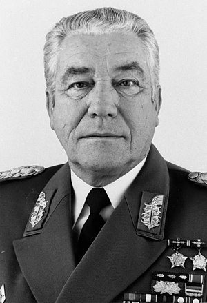 General Heinz Hoffmann: Leben, Persönliches, Ehrungen