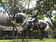 The famous Kala Ghoda (Black Horse) statue of Bombay Byculla statue.jpg