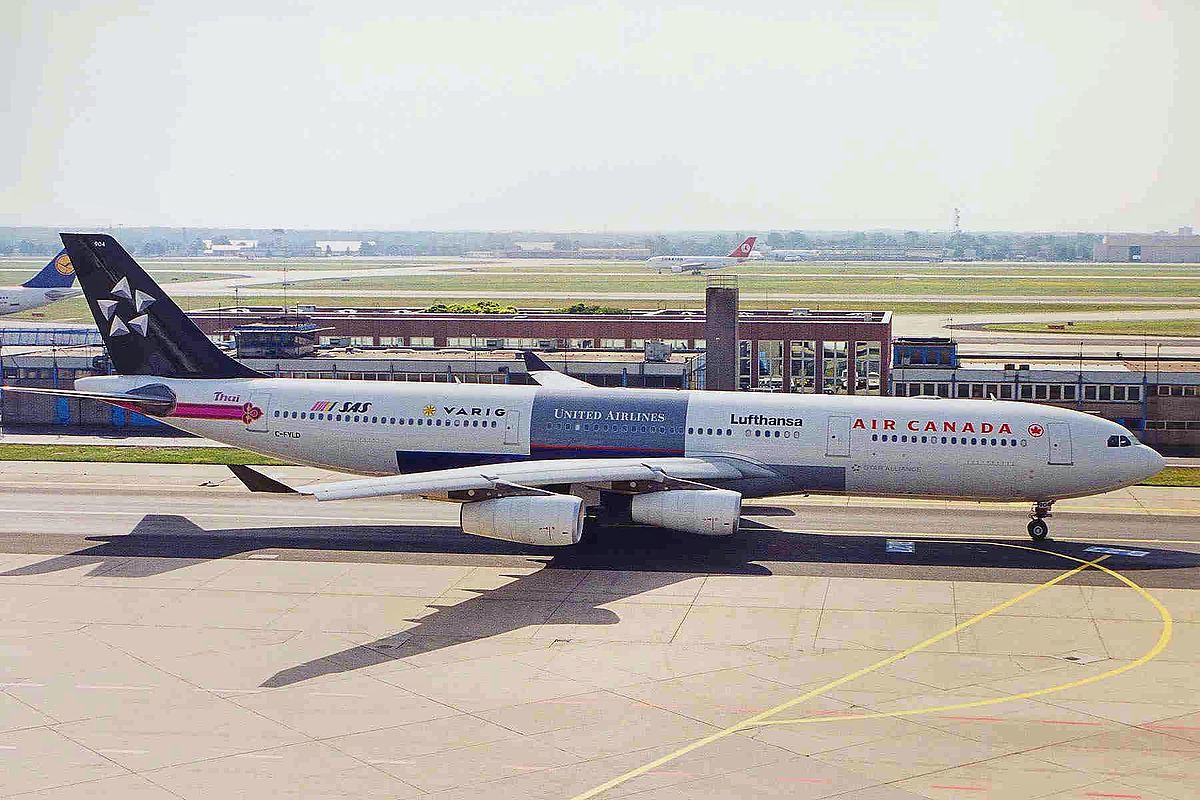 File C Fyld A340 313x Air Canada Star Fra 30aug99 Jpg Wikimedia Commons