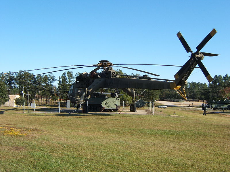 File:CH-54 "TARHE" Heavy Lift Helicopter - Flickr - XxSTRYKERxX.jpg