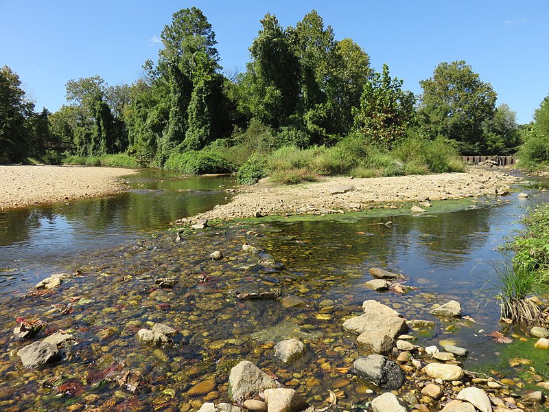 File:Cameron-Run-Holmes-Backlick-Confluence-Arlington-Virginia.jpg