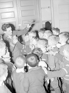 Kinsmen Boys' Club of Rosemont in Montreal, Quebec, in 1942 Children. Kinsmen Boys' Club Rosemont BAnQ P48S1P07459.jpg