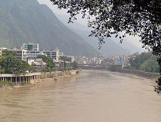 Der Saluen bei Liuku, Bezirk Nujiang in der Provinz Yunnan, China