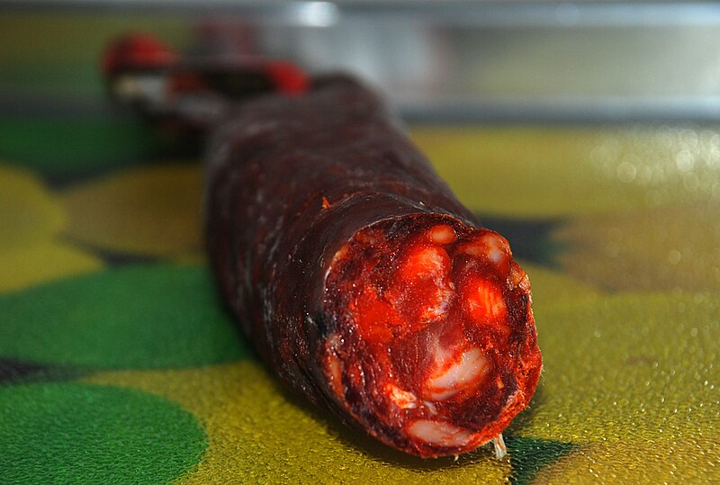 File:Chorizo picante de San Andrés del Rabanedo 001.jpg