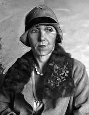 Кристин Коллинз, ок. 1928 г.