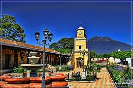 Ciudad Vieja with the Agua volcano in the background