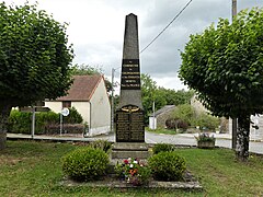 Le monument aux morts.