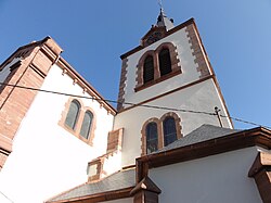 Clocher et partie du transept