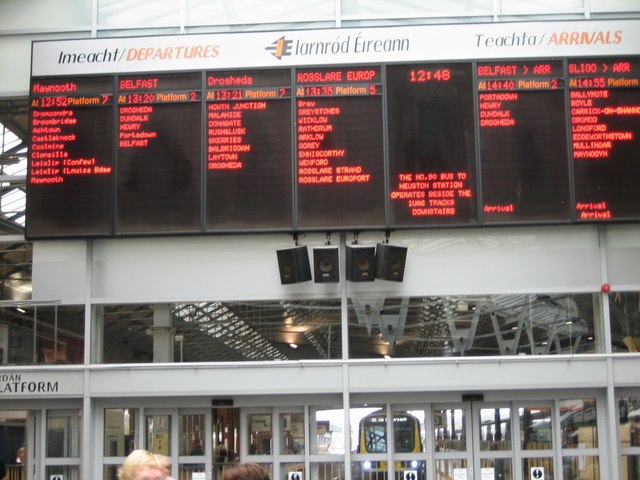 Arrivals/Departures board in 2006