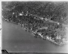 Aerial view by Walter Mittelholzer (1919) ETH-BIB-Walchwil, Zugersee-Inlandfluge-LBS MH01-001625.tif