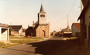 Eglise de Broquiers (Oise).jpg