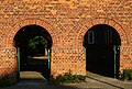 Deutsch: Durchgänge für den Stadtfriedhof Seelhorst, Eingang Hoher Weg 15 und 15 A ...