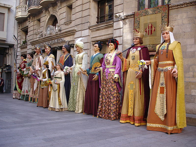 File:Els Gegants de Lleida.JPG