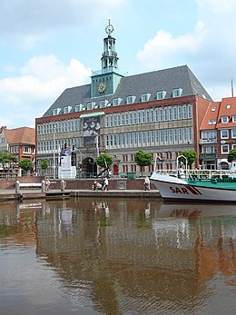 Emden_city_hall.jpg