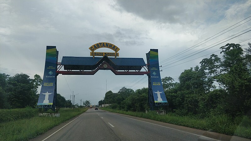 File:Entry portal of Castanhal, Pará, 2018.jpg