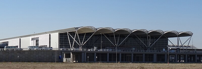 File:Erbil International Airport terminal building.JPG