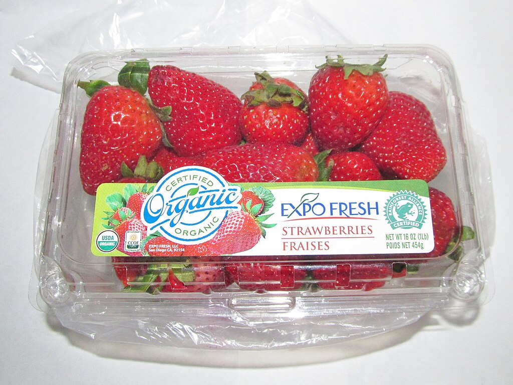 Fresh Strawberries, 16 oz