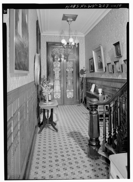 File:FRONT HALL, LOOKING EAST TOWARD FRONT DOOR - Christian Hess House, 811 Main Street, Wheeling, Ohio County, WV HABS WVA,35-WHEEL,34-10.tif