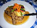 Filet de Porc à la Bordelaise, yaiku daging babi daging babi gaya Perancis .