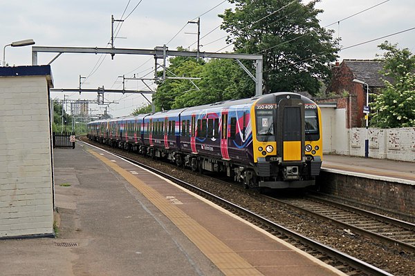 Class 350 at Patricroft