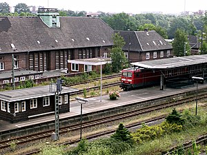 Train station - Wikipedia