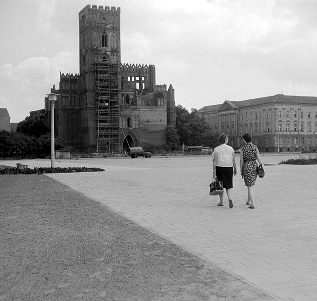 File:Frankfurt Oder 1967 016.JPG