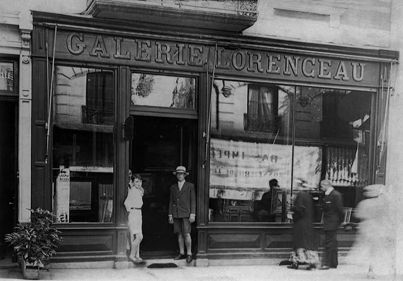 File:Galerie Lorenceau à Vichy vers 1931-32.jpg