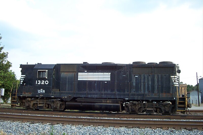 File:Georgia Midland Railroad 1320 05-14-04 184.jpg