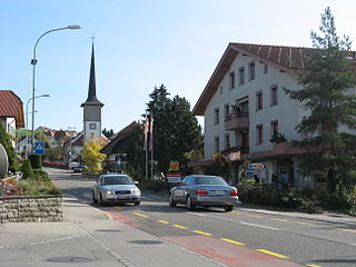 <span class="mw-page-title-main">Giffers</span> Municipality in Fribourg, Switzerland