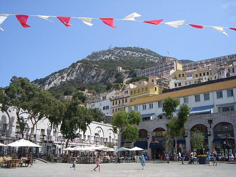 File:Grand Casemates Square.jpg