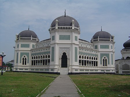 Great mosque in Medan.JPG