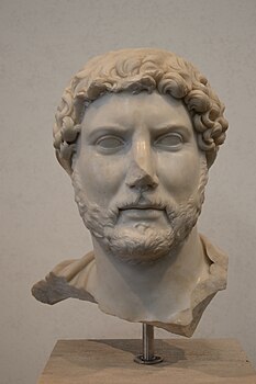 Șeful Publius Aelius Traianus Hadrianus în Museo Nazionale Romano.jpg