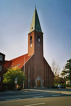 Helleruplund Kirke 2007.jpg
