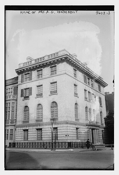 File:Home of Mrs. A.G. Vanderbilt LOC 8455193987.jpg